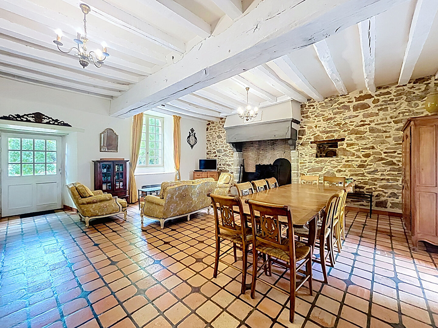 Demeure authentique - 4 chambres avec parc de 5000m2