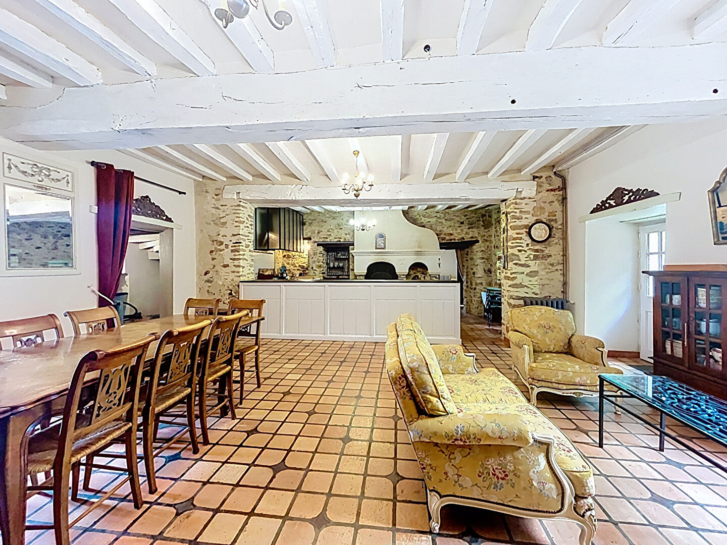 Demeure authentique - 4 chambres avec parc de 5000m2