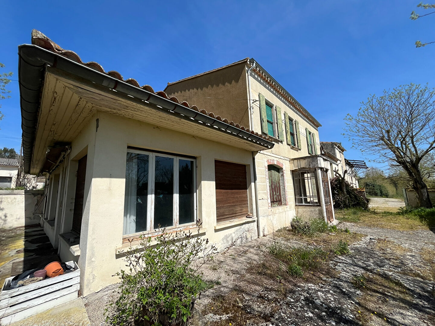 Immeuble 30 pièces 692 m² · à Pezens · 692 m² · 240 000 €