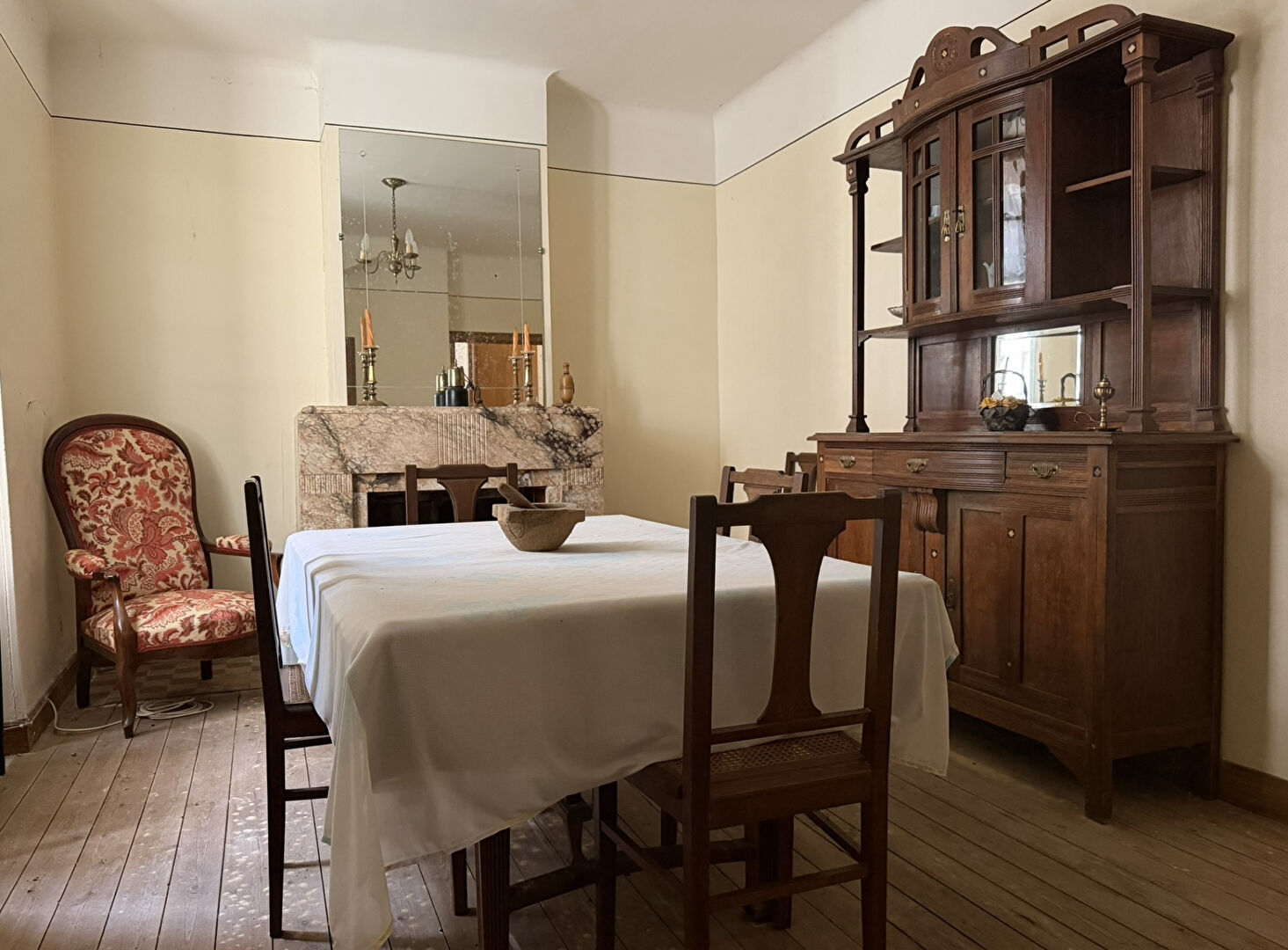 Limousis ? Maison de village avec 4 chambres et grenier aménageable de 50 m²