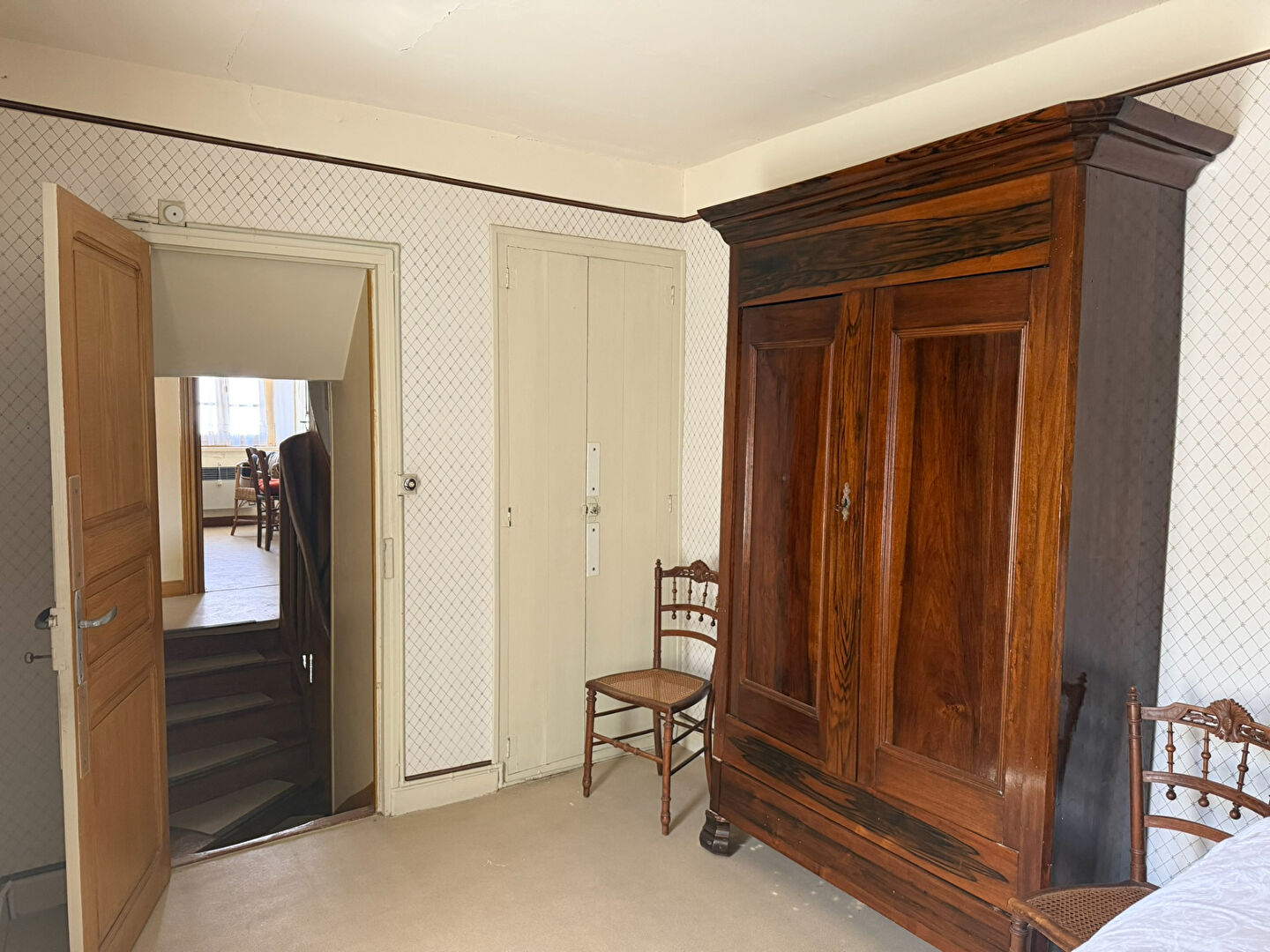 Limousis ? Maison de village avec 4 chambres et grenier aménageable de 50 m²