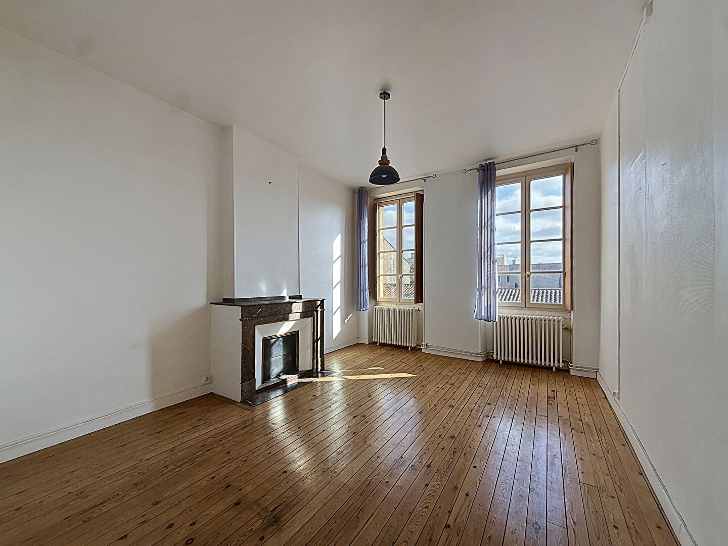 Appartement 6 pièces 147 m² · à Carcassonne · 147 m² · 180 000 €