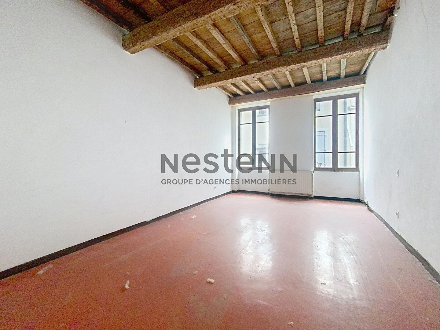 Maison 8 pièces 218 m² · à Pont-Saint-Esprit · 218 m² · 118 000 €