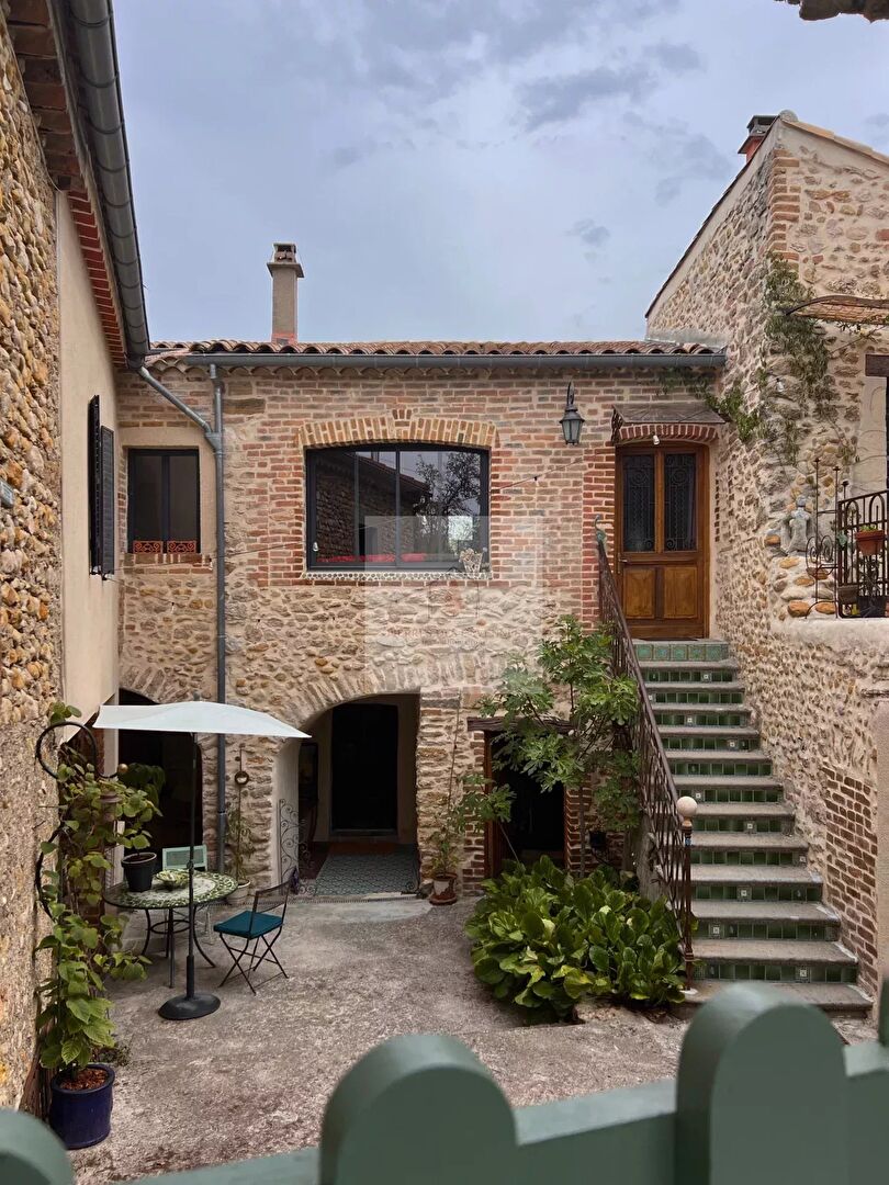 Maison 7 pièces 231 m² · à Les Mages · 231 m² · 530 000 €