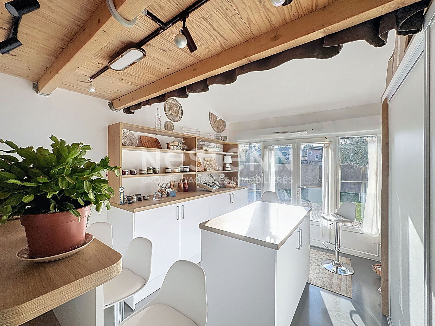 Maison à vendre à Graveson - 4 chambres avec piscine