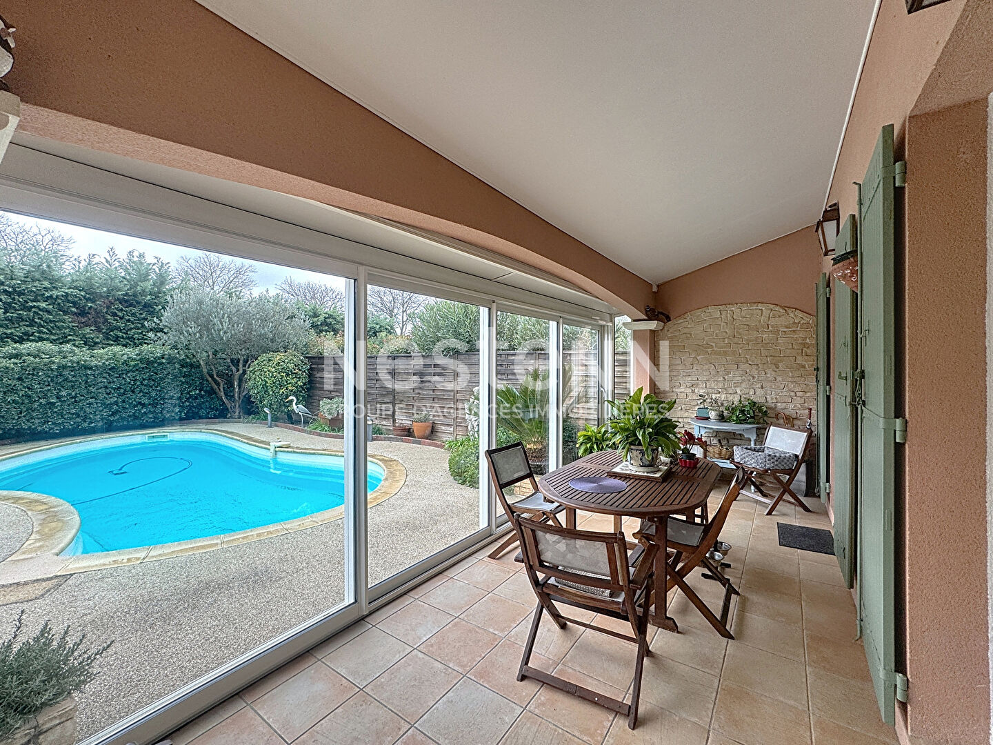 Maison à vendre à Graveson - 5 pièces avec piscine