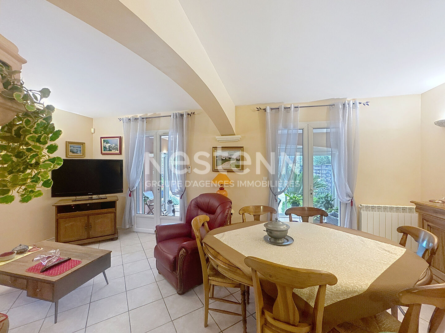 Maison à vendre à Graveson - 5 pièces avec piscine