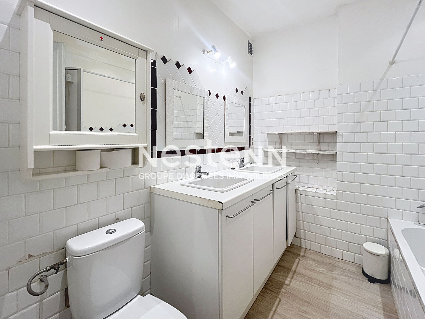 Immeuble 6 pièces 250 m² · à Saint Remy de Provence · 250 m² · 892 500 €