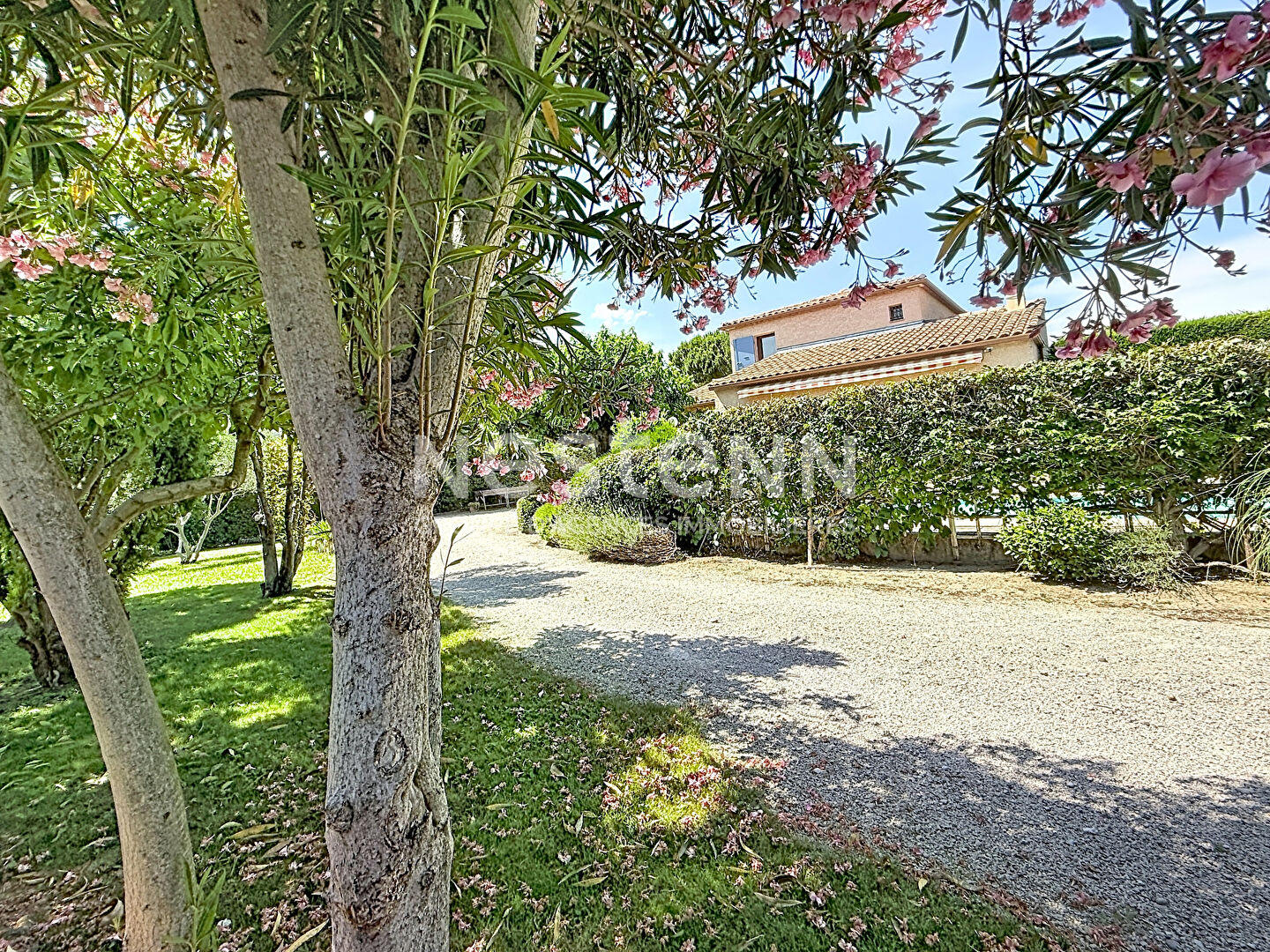 Maison 6 pièces 106 m² · à Graveson · 106 m² · 420 000 €