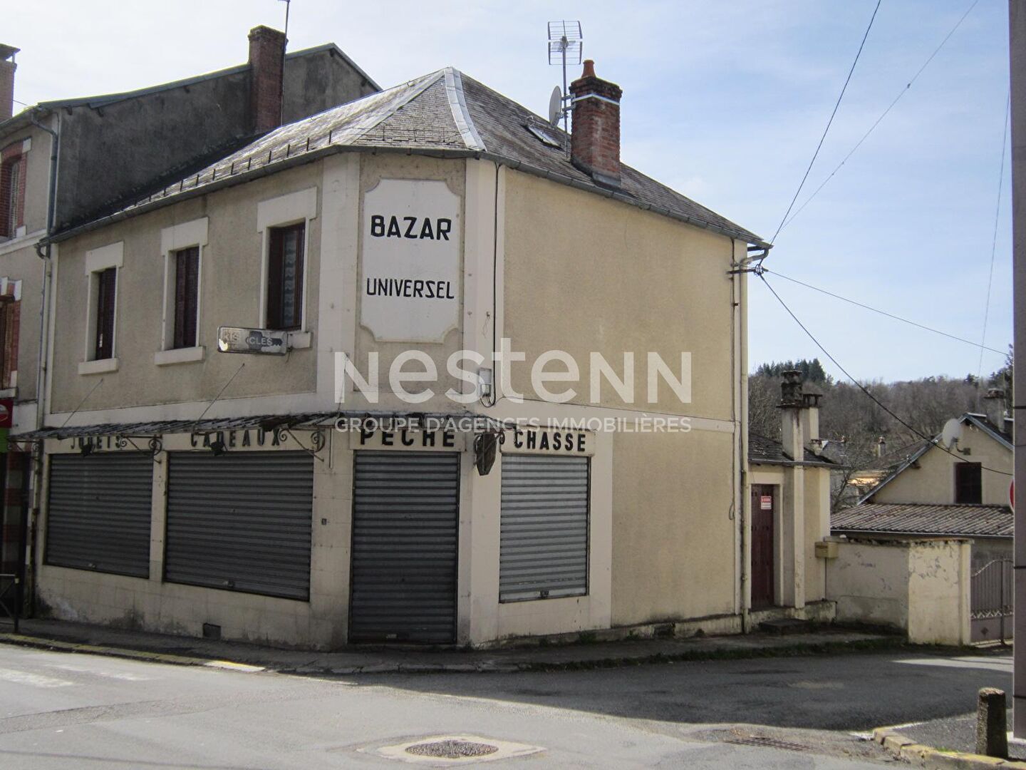 Maison 7 pièces 180 m² · à La Courtine · 180 m² · 65 400 €