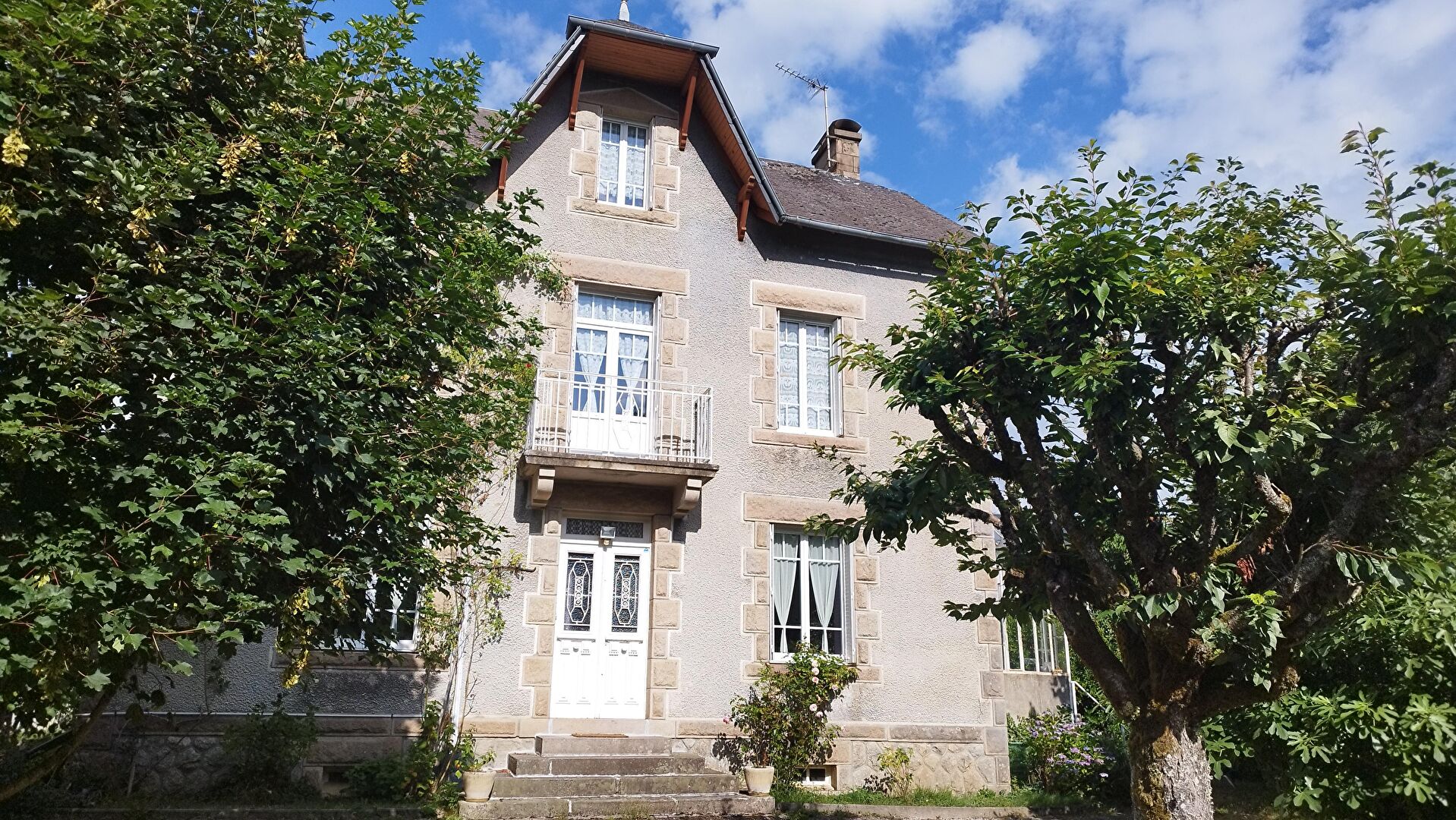 Maison 8 pièces 150 m² · à Meymac · 150 m² · 215 000 €