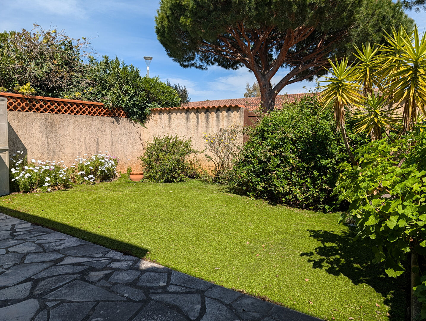 Maison 4 pièces 82 m² · à La Londe les Maures · 82 m² · 399 600 €