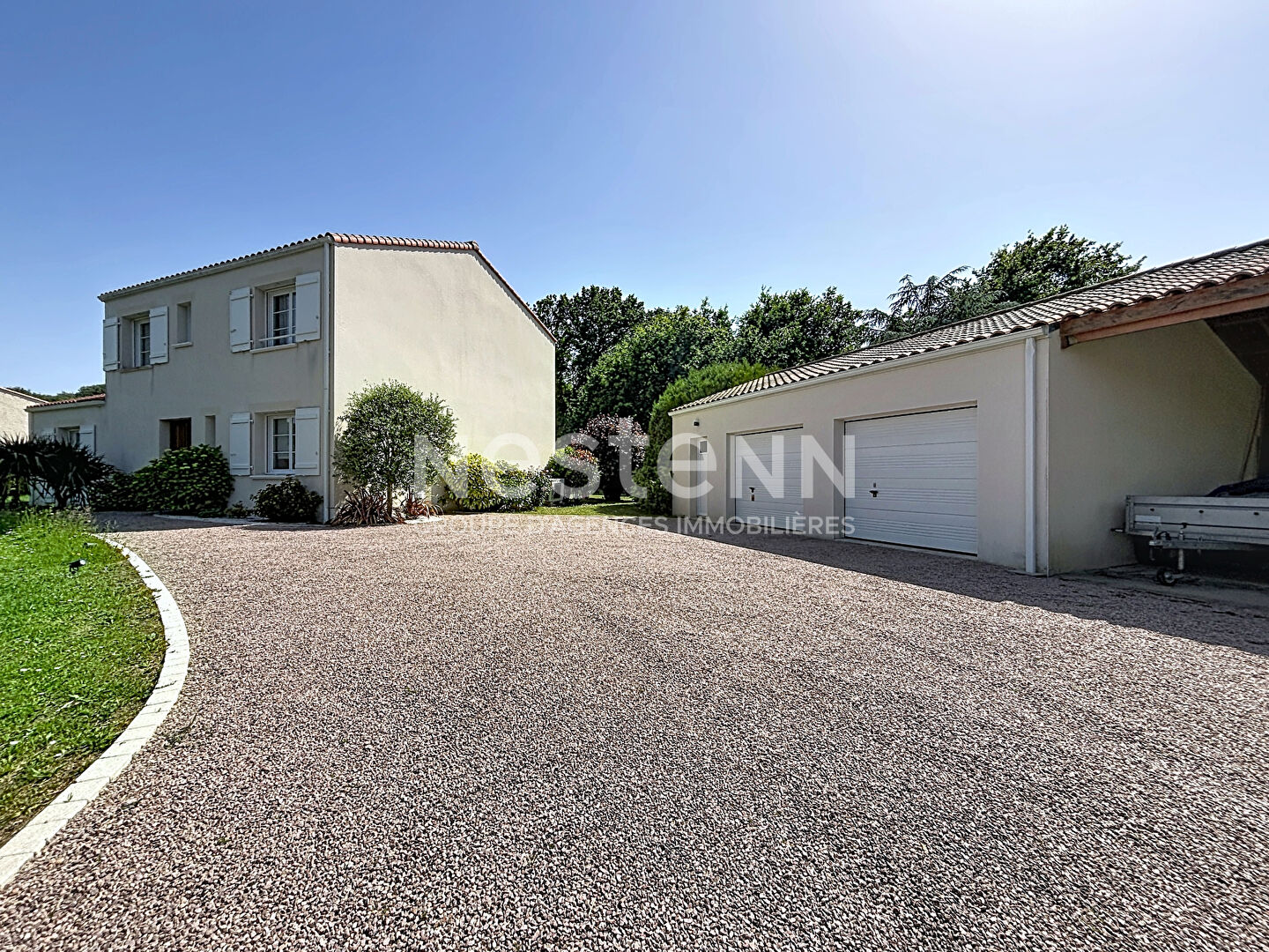 Maison 5 pièces 144 m² · à La Chevrolière · 144 m² · 399 490 €